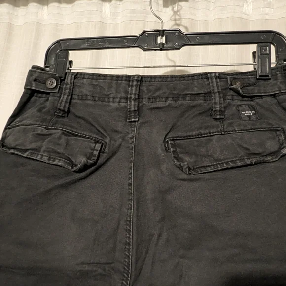 Women's Black American Eagle Cargo Pants Sz 30 - Picture 4 of 9